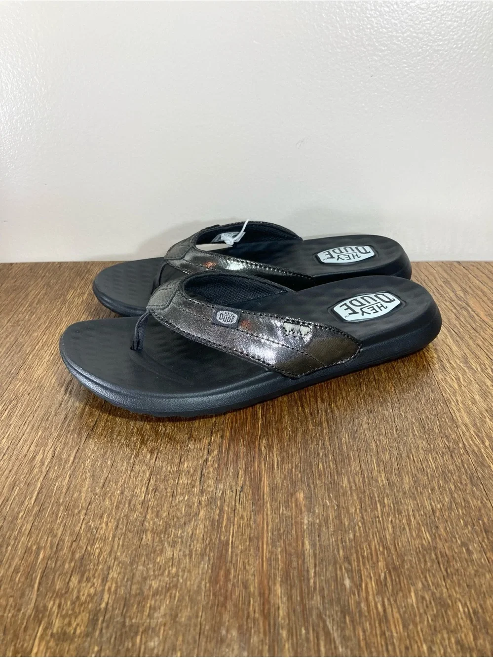 NWT Hey Dude Christi Classic Flip Girls Size Y2 (EU 34) Black Shimmer